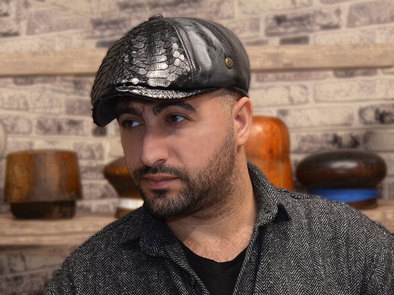 Gri Yılan Derisi Detaylı Kışlık İngiliz Erkek Kasket Şapka