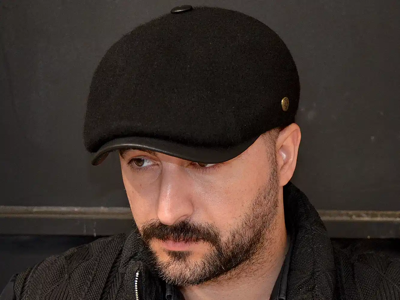 Pozze Tek Parça Yün Keçe Kasket