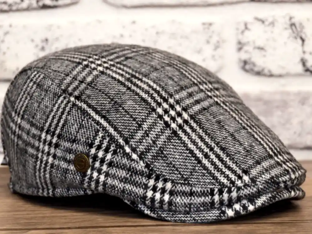 Pozze Kerem Kışlık Ekoseli Spor Kasket GRi